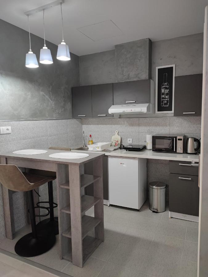 Flora Apartment Surčin Eksteriør bilde